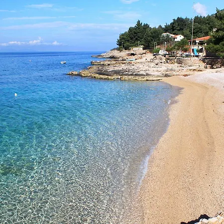 Apartment Ivan Dolac 592a Jelsa (Hvar)